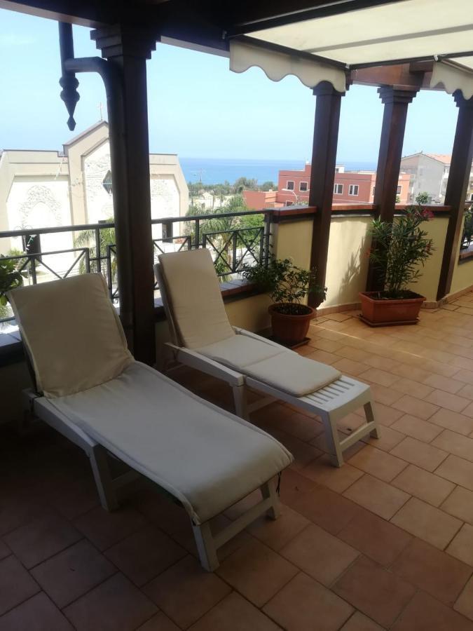 "Appartamento Del Mare Gliaca" Con Vista Isole Eolie,Ampia Terrazza,Wifi E Parcheggio Privato Gratuito Piraino Exteriör bild