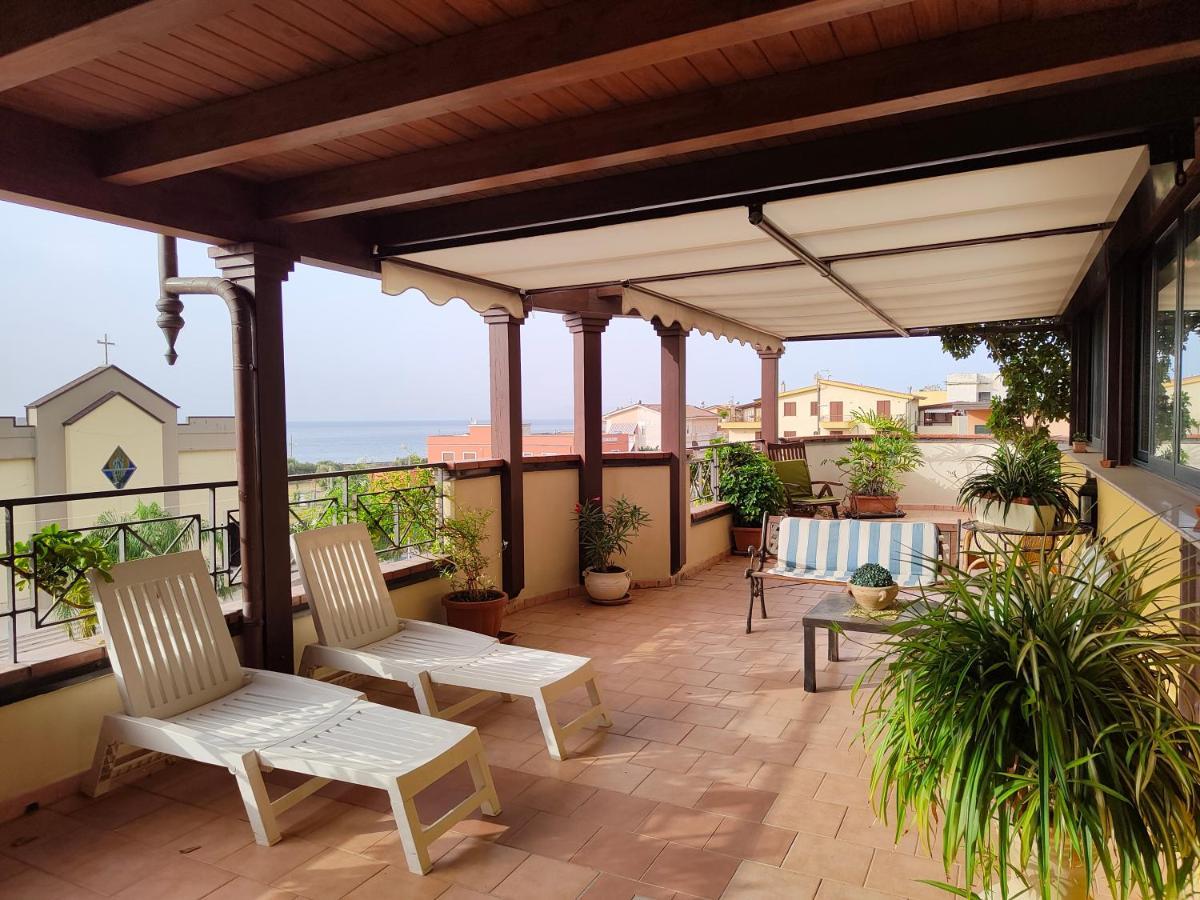 "Appartamento Del Mare Gliaca" Con Vista Isole Eolie,Ampia Terrazza,Wifi E Parcheggio Privato Gratuito Piraino Exteriör bild