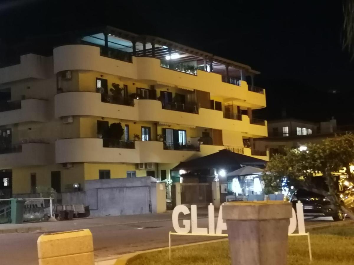 "Appartamento Del Mare Gliaca" Con Vista Isole Eolie,Ampia Terrazza,Wifi E Parcheggio Privato Gratuito Piraino Exteriör bild