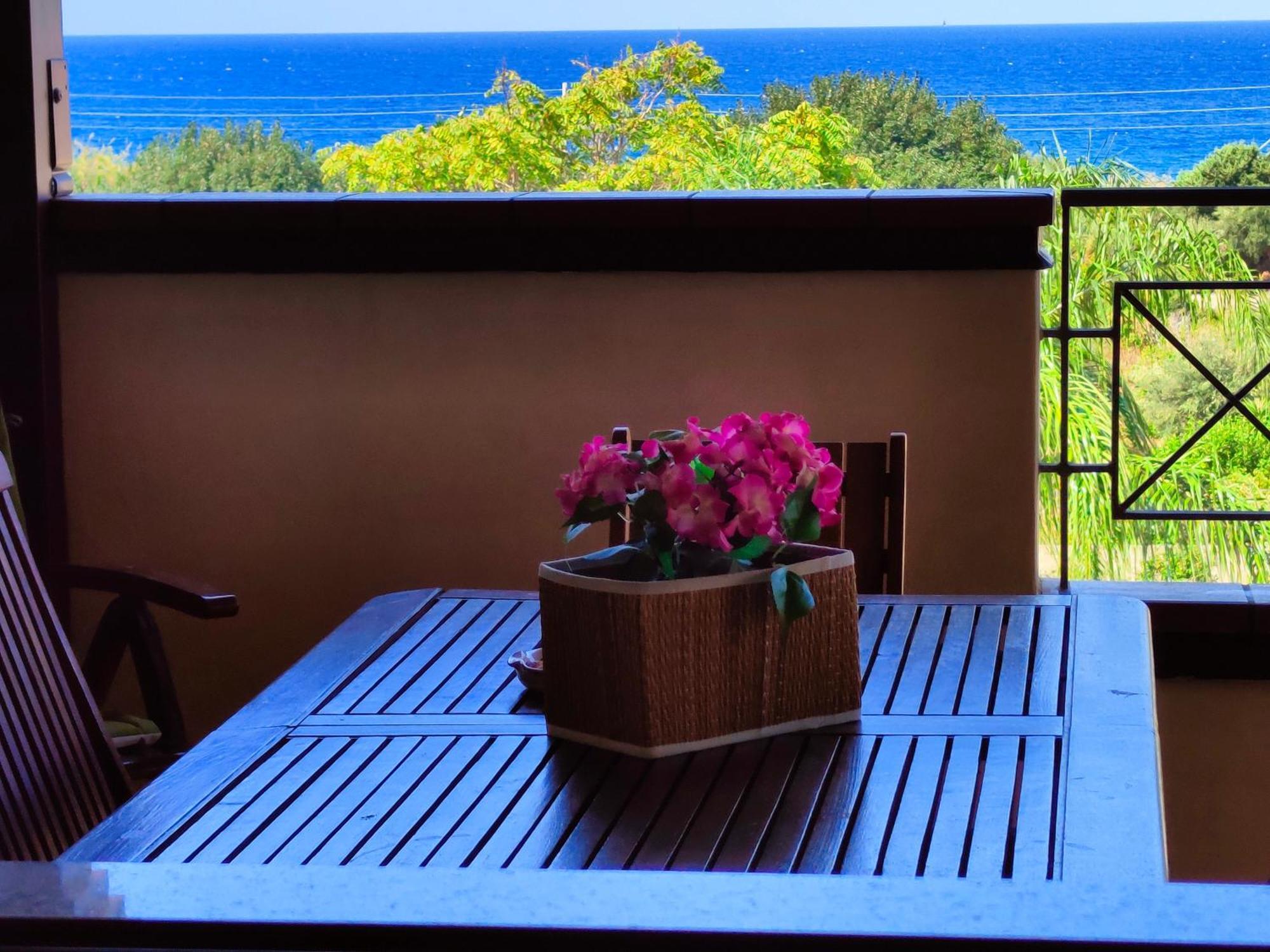 "Appartamento Del Mare Gliaca" Con Vista Isole Eolie,Ampia Terrazza,Wifi E Parcheggio Privato Gratuito Piraino Exteriör bild