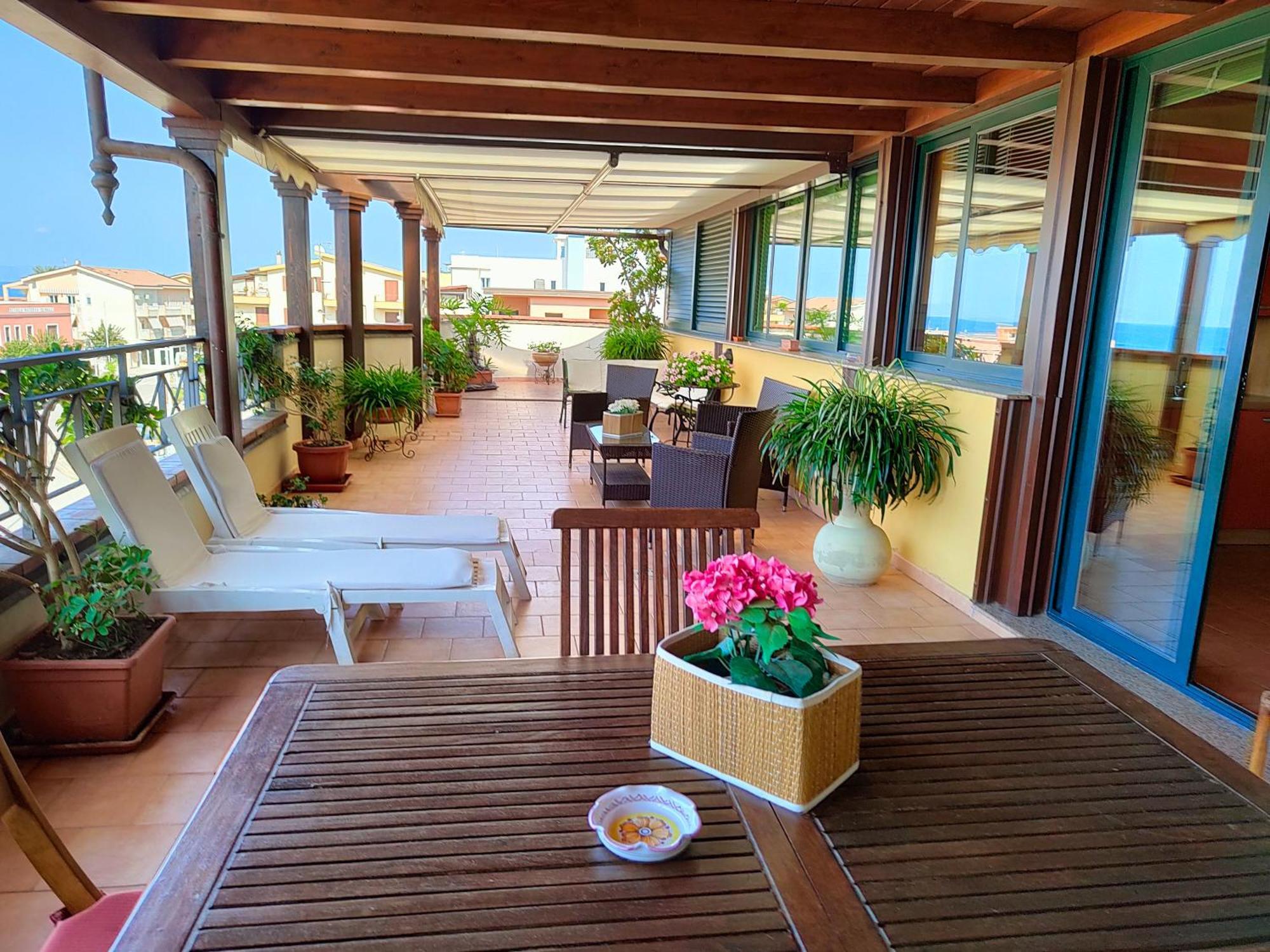 "Appartamento Del Mare Gliaca" Con Vista Isole Eolie,Ampia Terrazza,Wifi E Parcheggio Privato Gratuito Piraino Exteriör bild