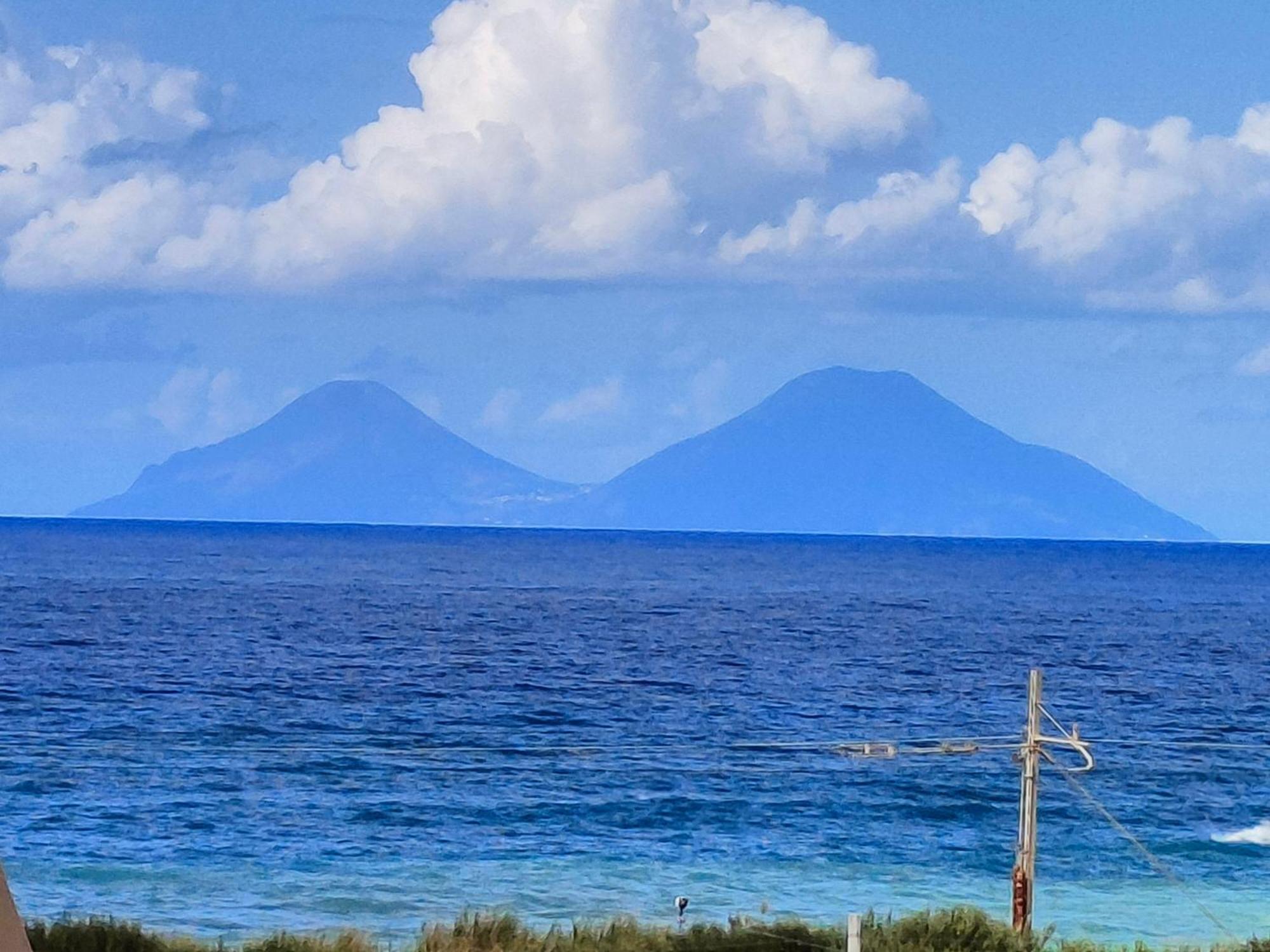 "Appartamento Del Mare Gliaca" Con Vista Isole Eolie,Ampia Terrazza,Wifi E Parcheggio Privato Gratuito Piraino Exteriör bild